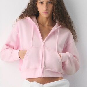 Aritzia XS VILLA PINK cozy sweat fleece boyfriend body zip hoodie.  (Worn once)
